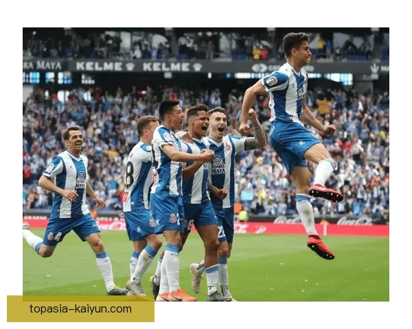 西甲积分榜中游球队表现稳健，竞争形势逐渐明朗